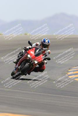 media/May-14-2023-SoCal Trackdays (Sun) [[024eb53b40]]/Turn 12 (1145am)/